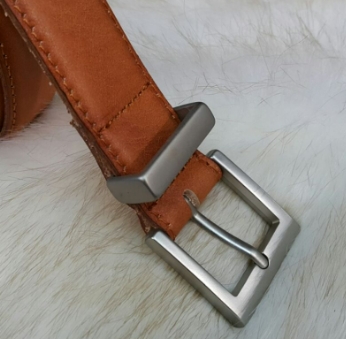 https://fulmo-img-server.com/belt-lover/3fde2837-3364-48fc-a404-a6d0d547c033.jpg