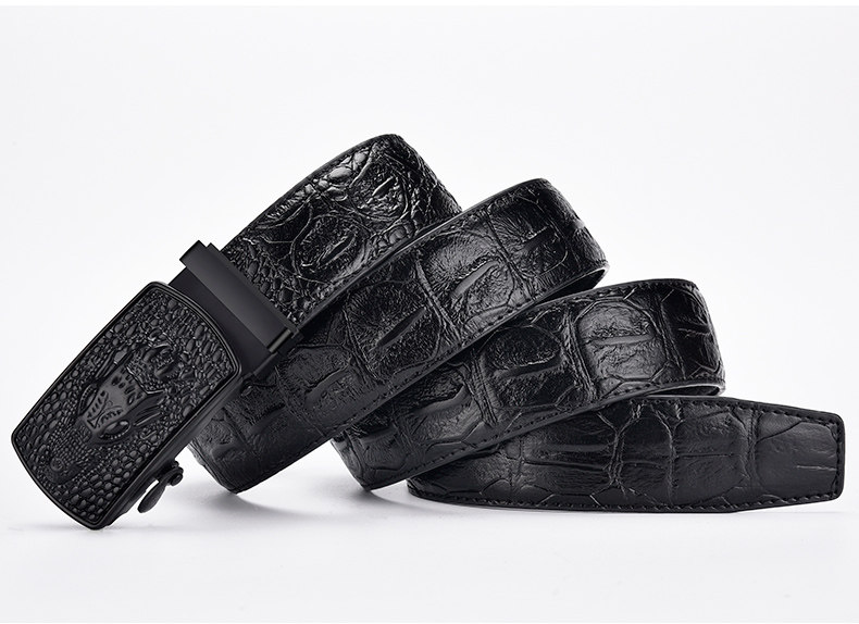 メンズベルト 鰐革型押し立体彫刻バックル付き本革ベルト