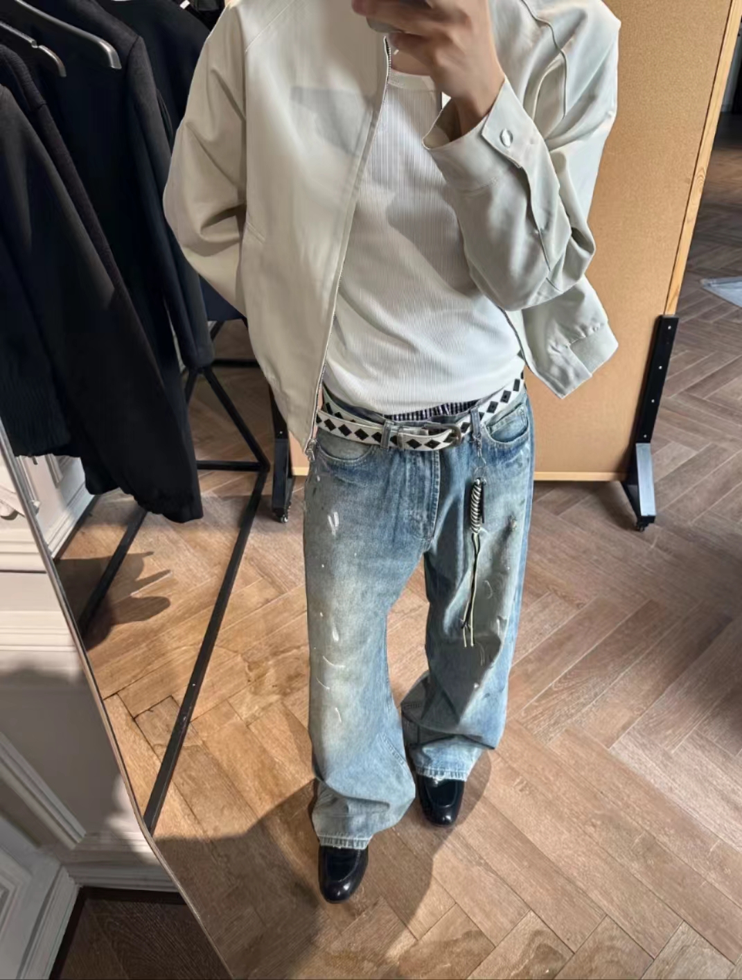 https://fulmo-img-server.com/belt-lover/52867864-a630-478a-b380-dd1e84b604e4.jpg
