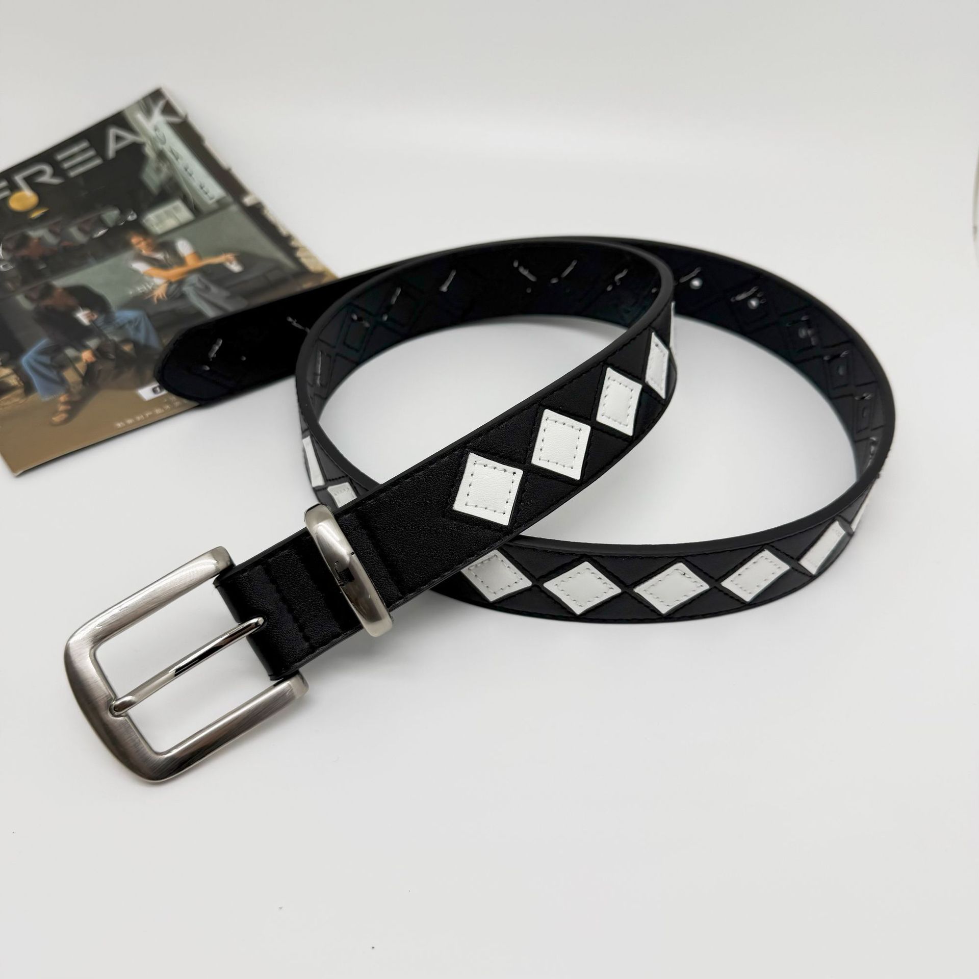 メンズベルト 市松模様デザイン本革仕様メンズベルト
