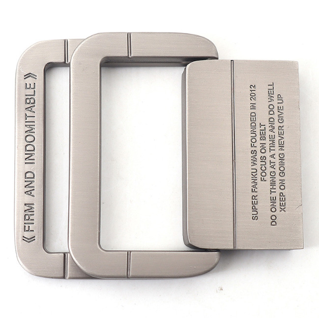 メンズベルト メンズ メッシュベルト 軽量 穴なし 金属バックル 調節自在