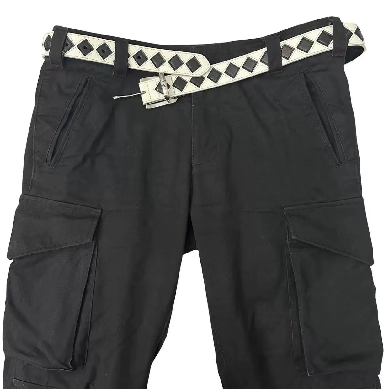 https://fulmo-img-server.com/belt-lover/fb2bc96d-3f86-41b3-b51f-662e4b513f8c.jpg