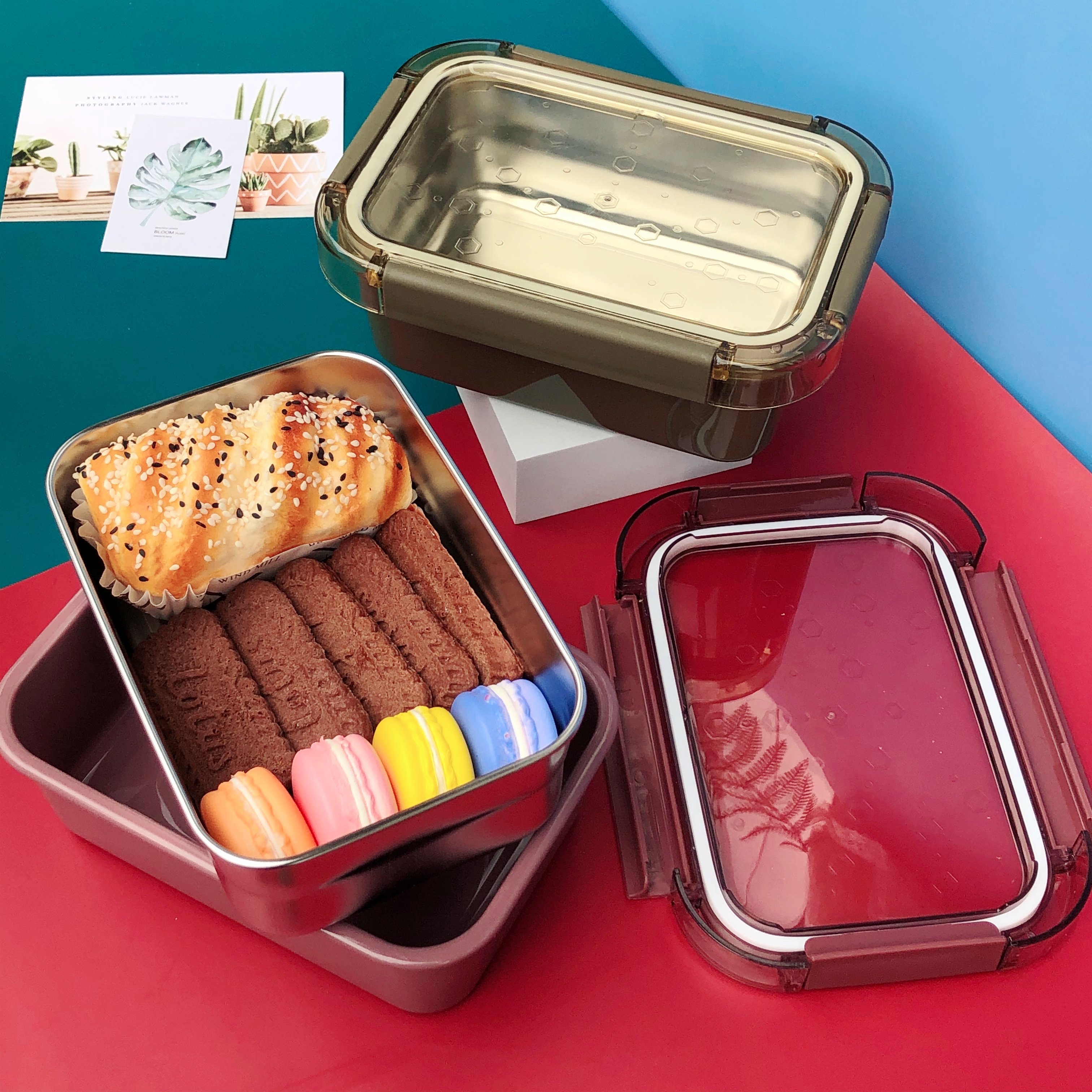 透明蓋付きスタイリッシュ縦型弁当箱