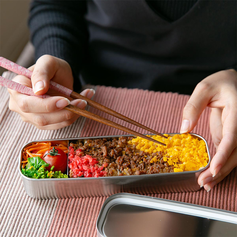 二段式ステンレス製保温ランチ容器