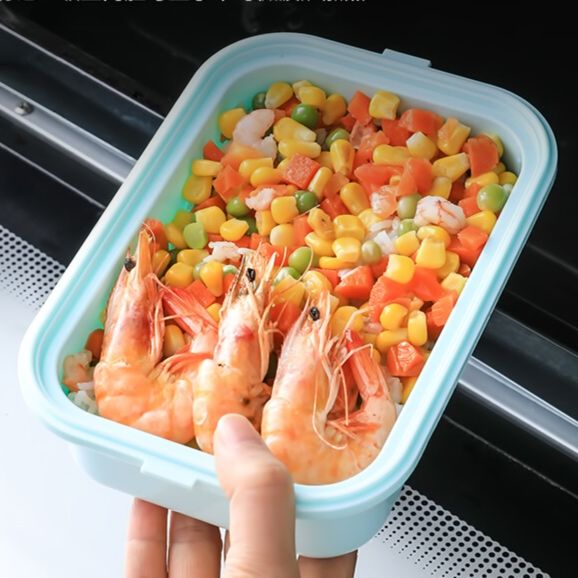 多層仕切り付き保温弁当箱