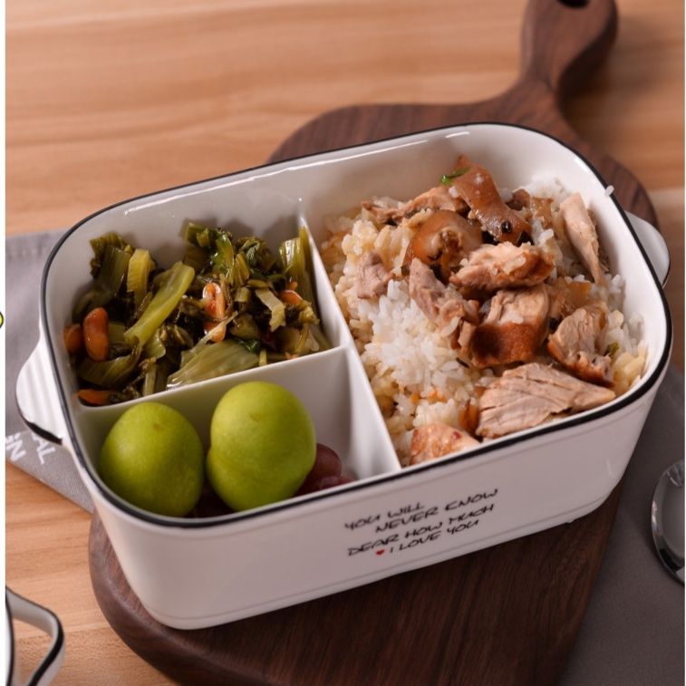 仕切り付き持ち運び便利弁当箱
