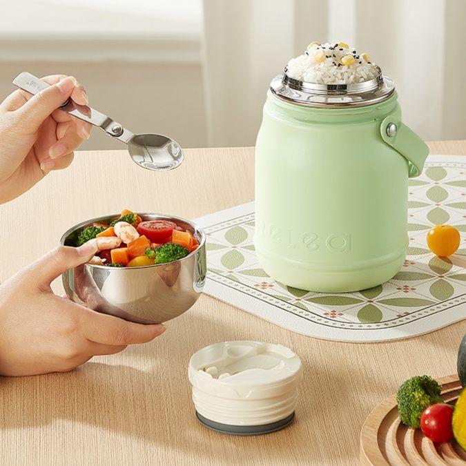 長時間保温弁当容器