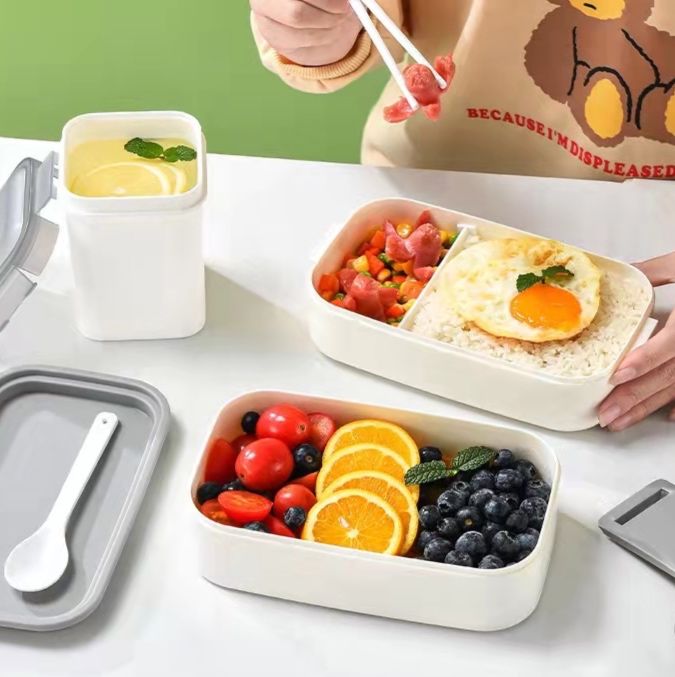 保温機能付きステンレス製2段弁当箱