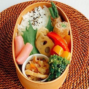 天然木製まる型弁当箱