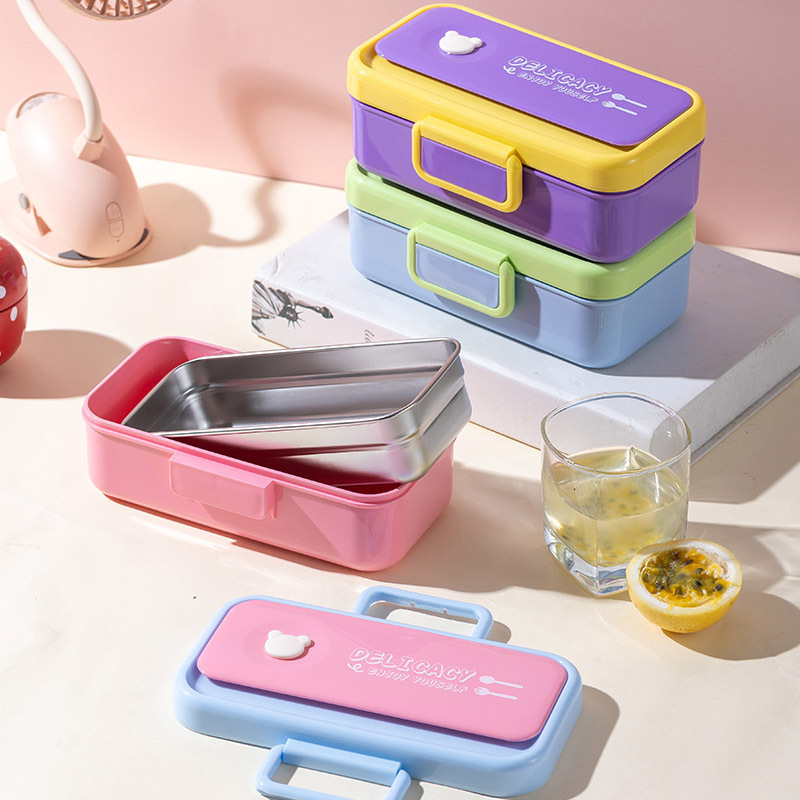 くま型留め具付きスリム弁当箱