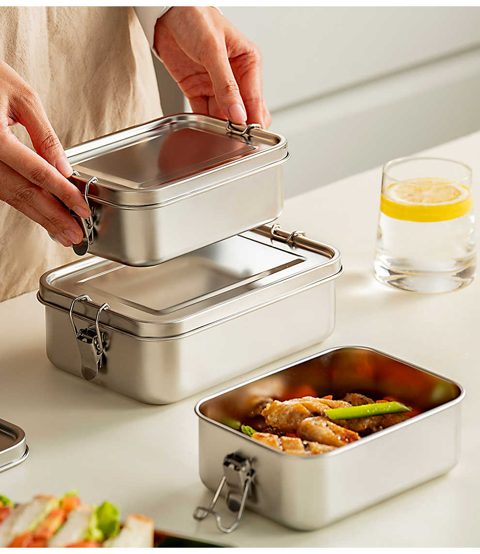 ステンレス製密閉弁当箱