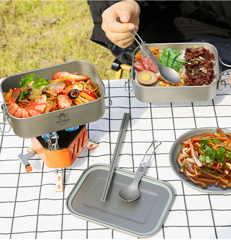 ステンレス製密閉式保温弁当箱