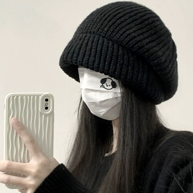 ベレー帽 ふんわり編み目ウール製ベレー帽