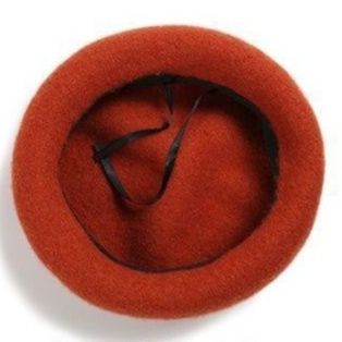 上質ウール素材のふんわりシンプルベレー帽