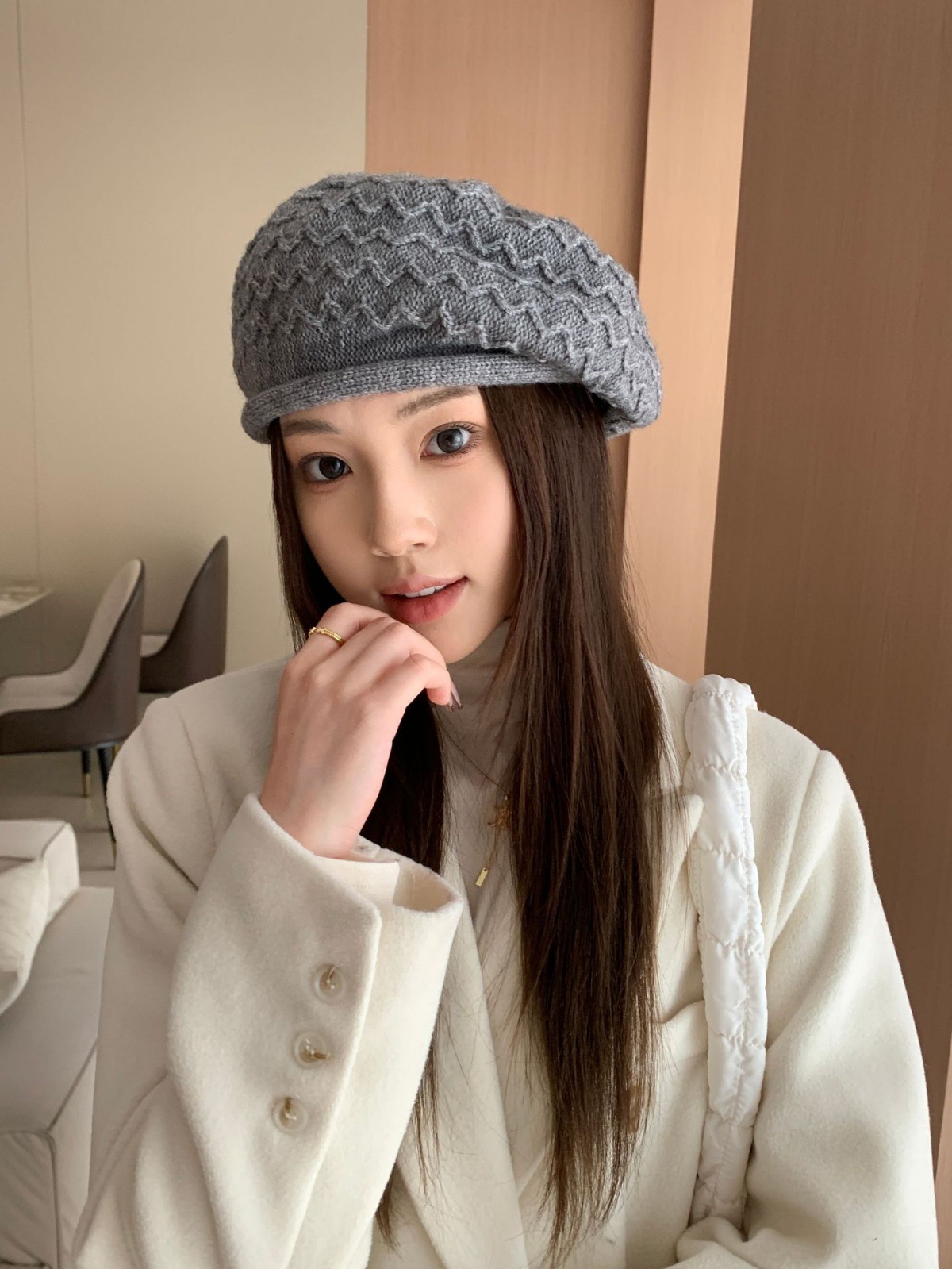 ベレー帽 編み込み模様が上品なウール素材のキャスケット風ベレー帽