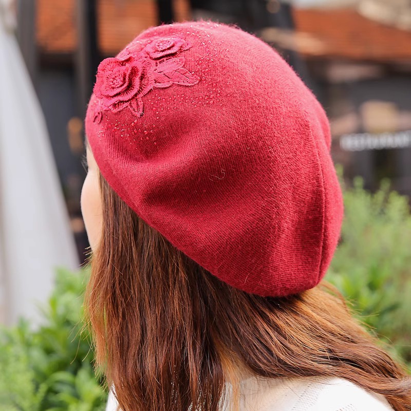 ベレー帽 花柄刺繍入り上品ウール素材ベレー帽