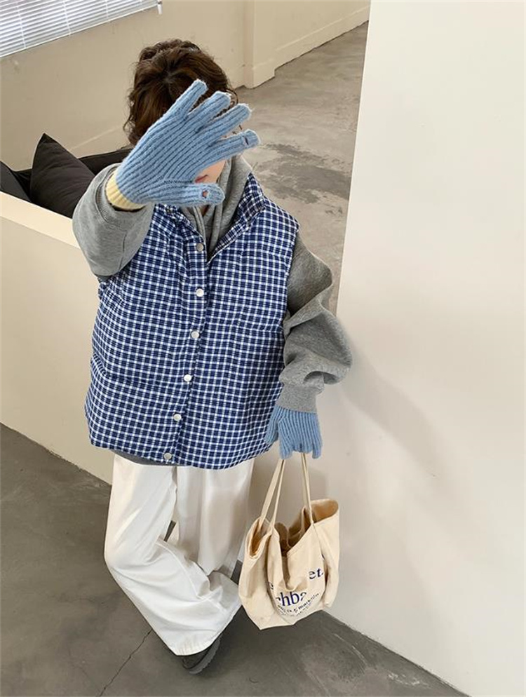 青白チェック柄ダウンベスト 保温性抜群袖なし