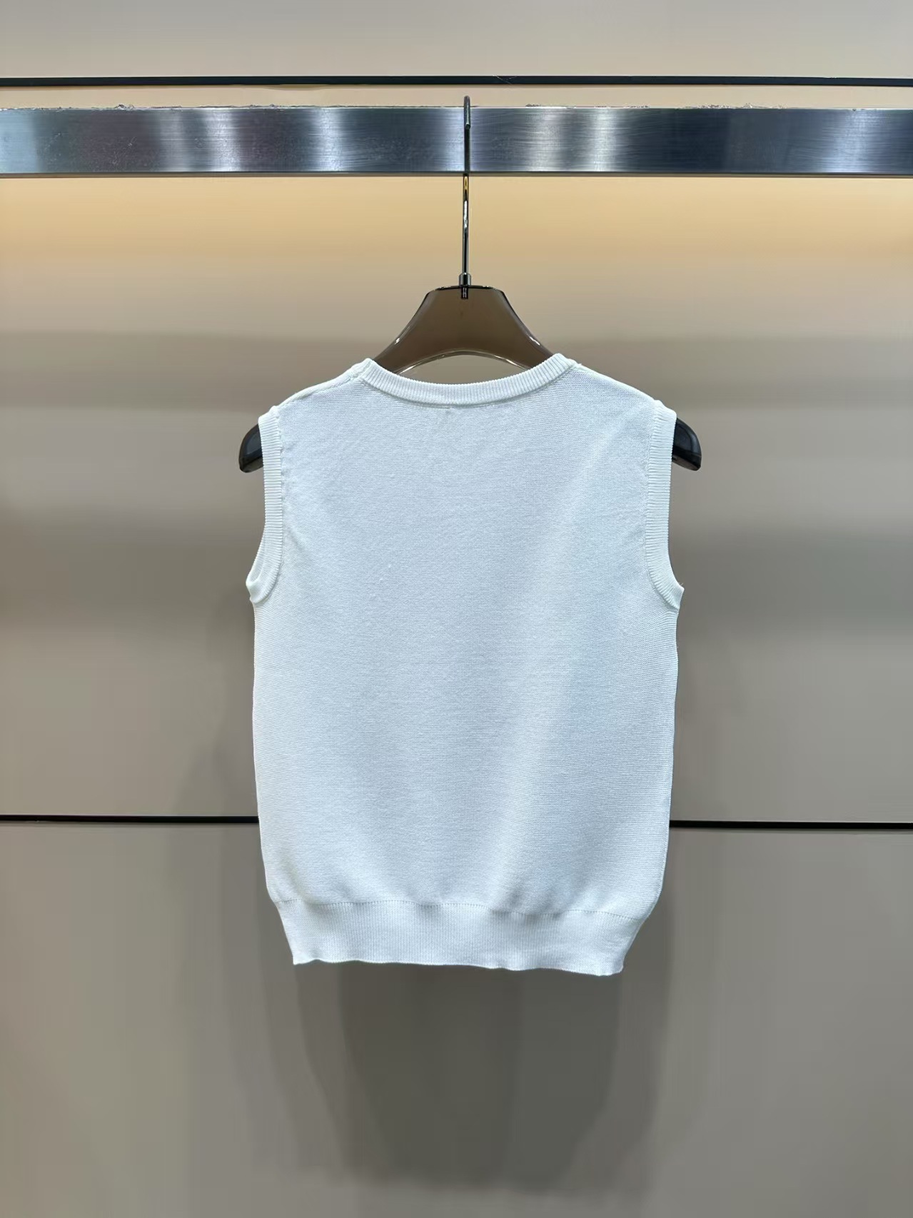 ベスト 小鳥刺繍ニットベスト