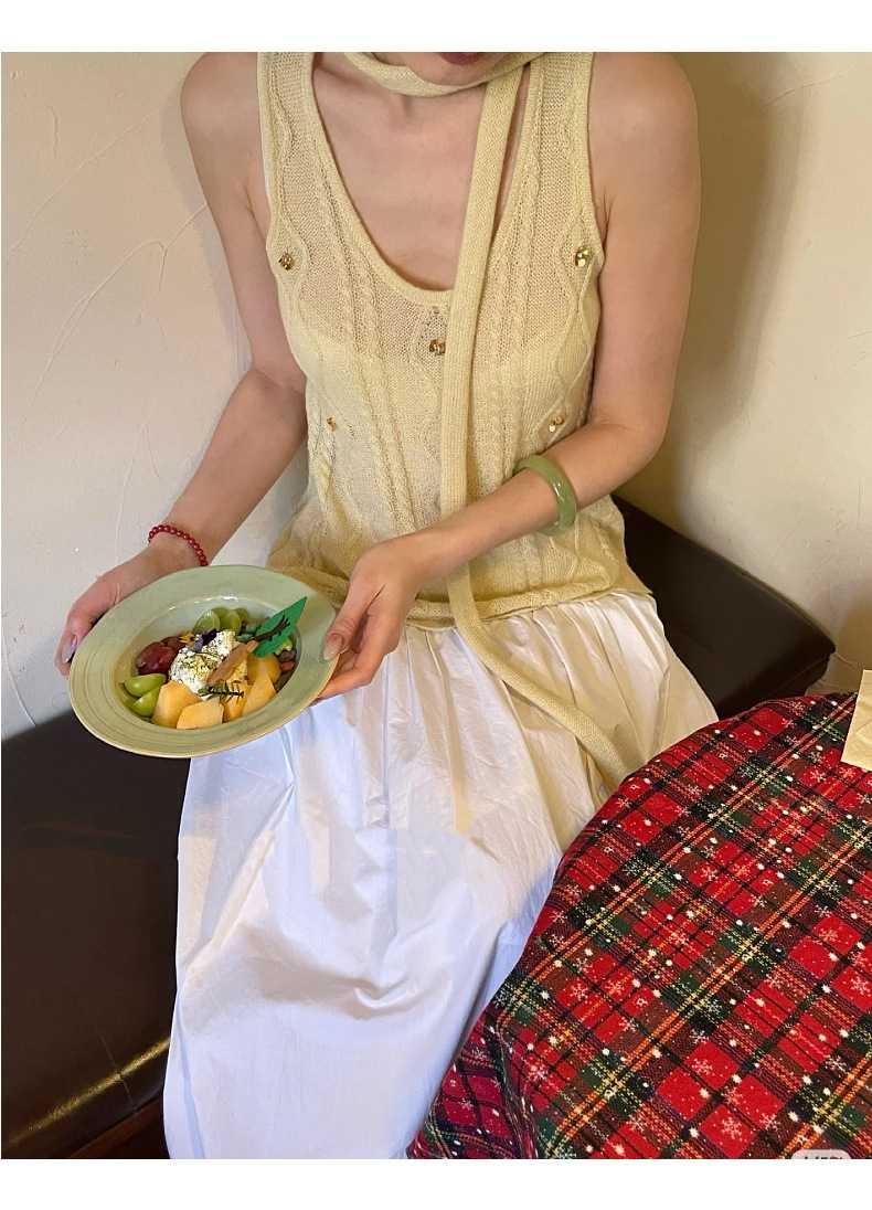 ベスト 縄編み装飾ノースリーブニットベスト