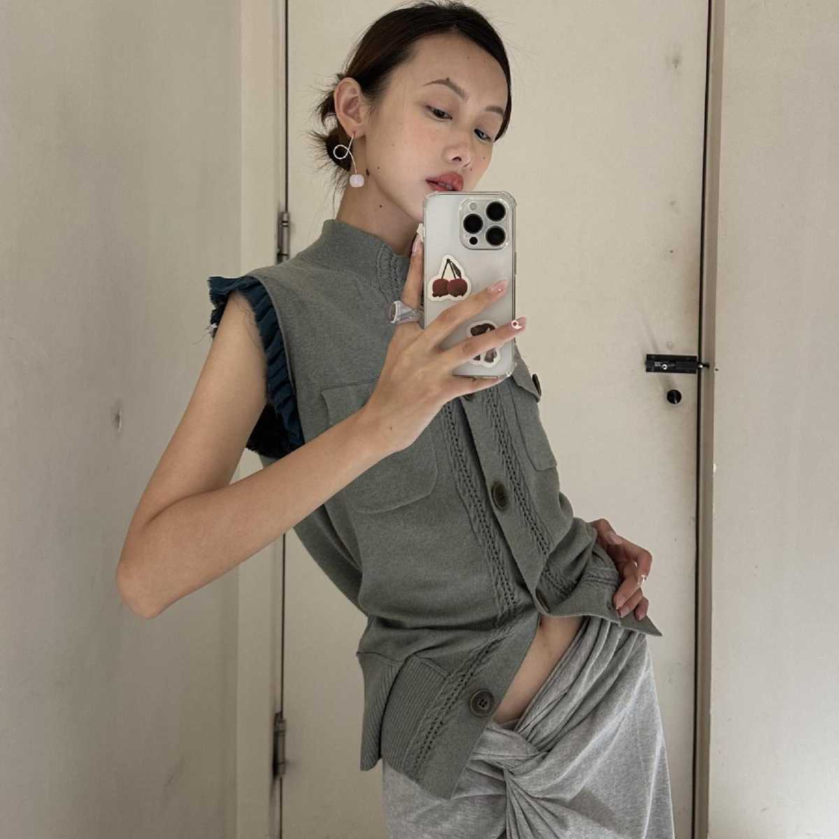 ベスト フリルアクセント ミリタリーニットベスト