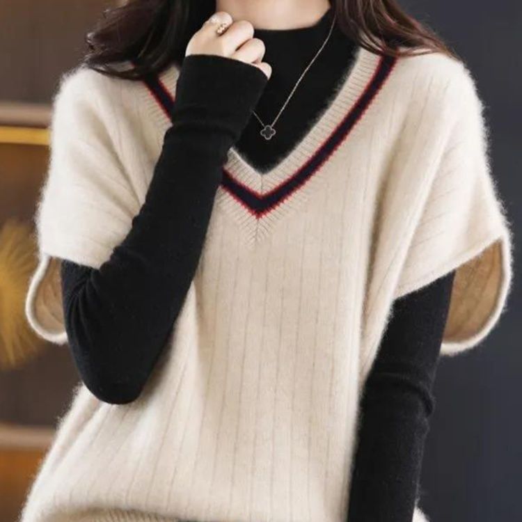 Vネックゆったりニットベスト