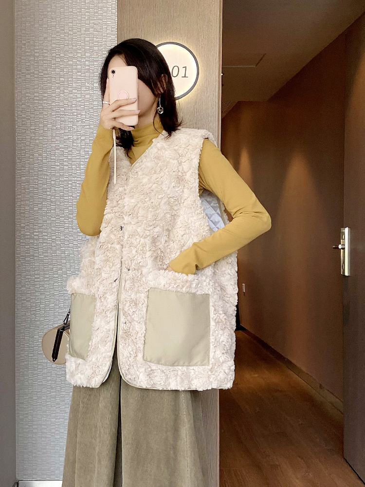 ベスト もこもこボア素材の暖かロングベスト