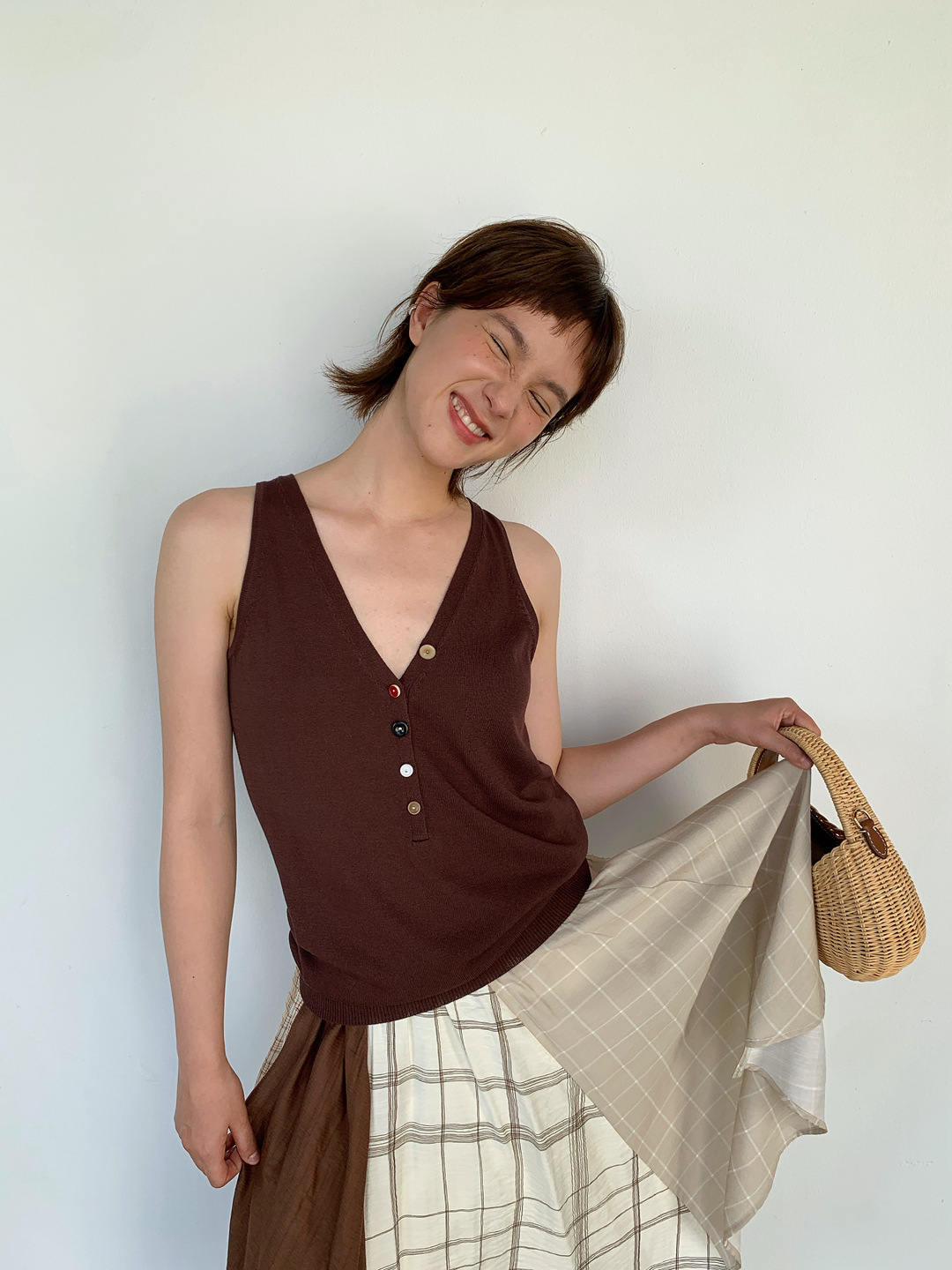 ベスト 優美な装いノースリーブニットベスト