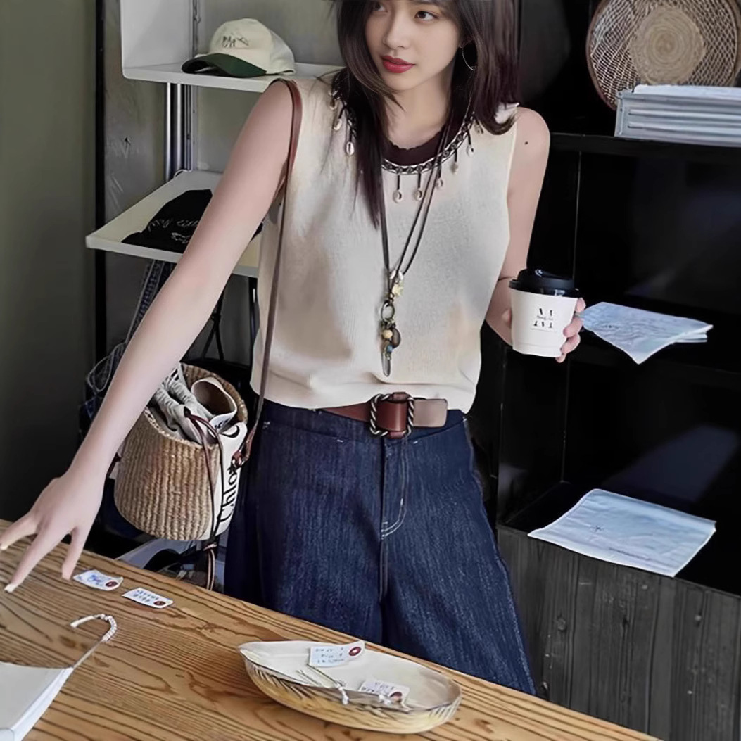 ベスト 装飾貝殻付き優美ニットベスト