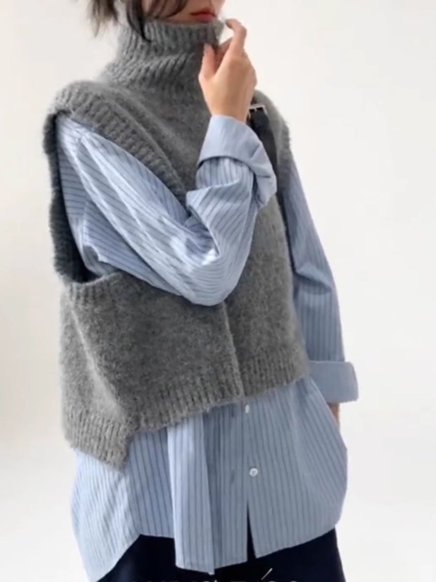 ふんわり質感タートルネックニットベスト
