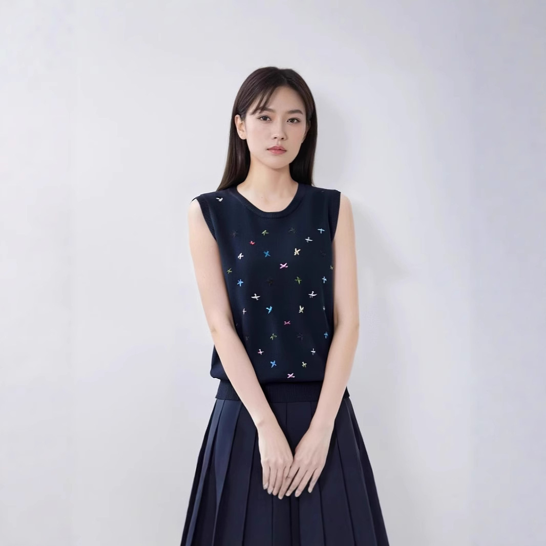 ベスト 小鳥刺繍ニットベスト