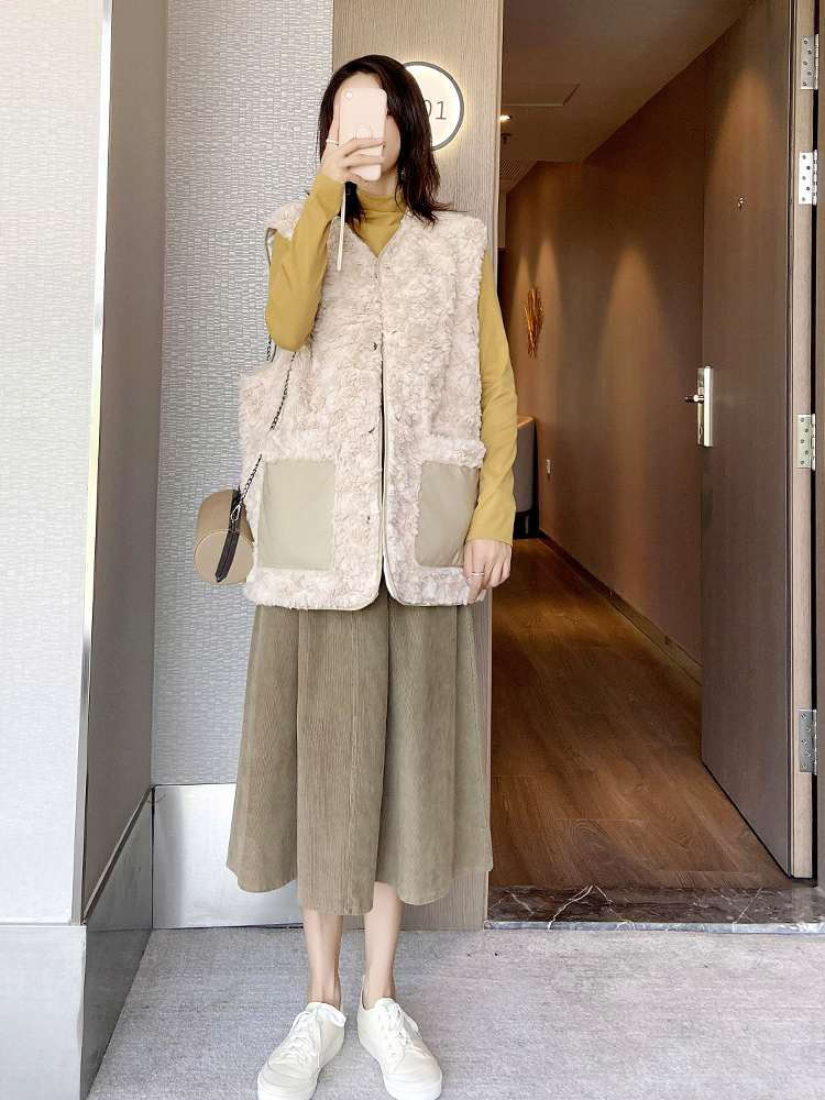 ベスト もこもこボア素材の暖かロングベスト