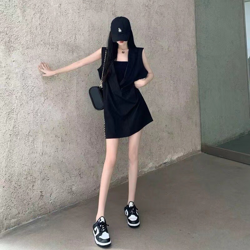 ベスト シンプル洗練ノースリーブベスト