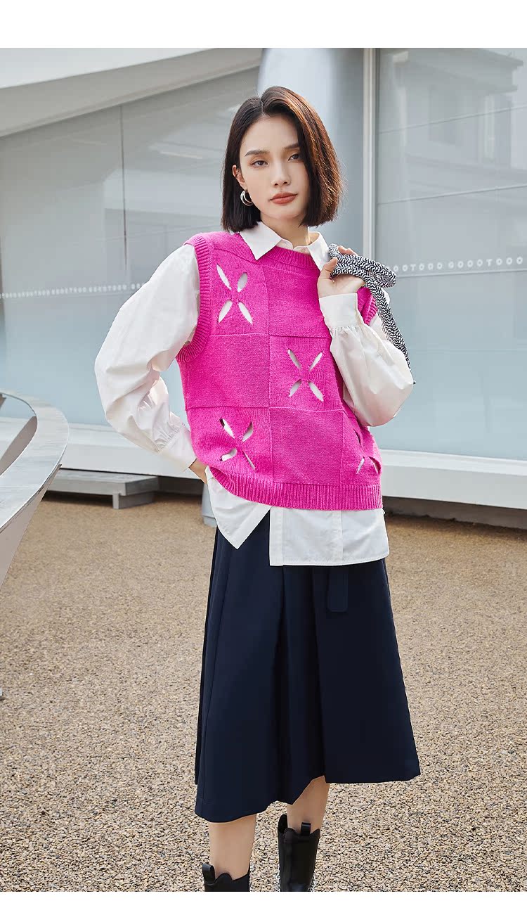 ベスト 花模様切り抜きニットベスト