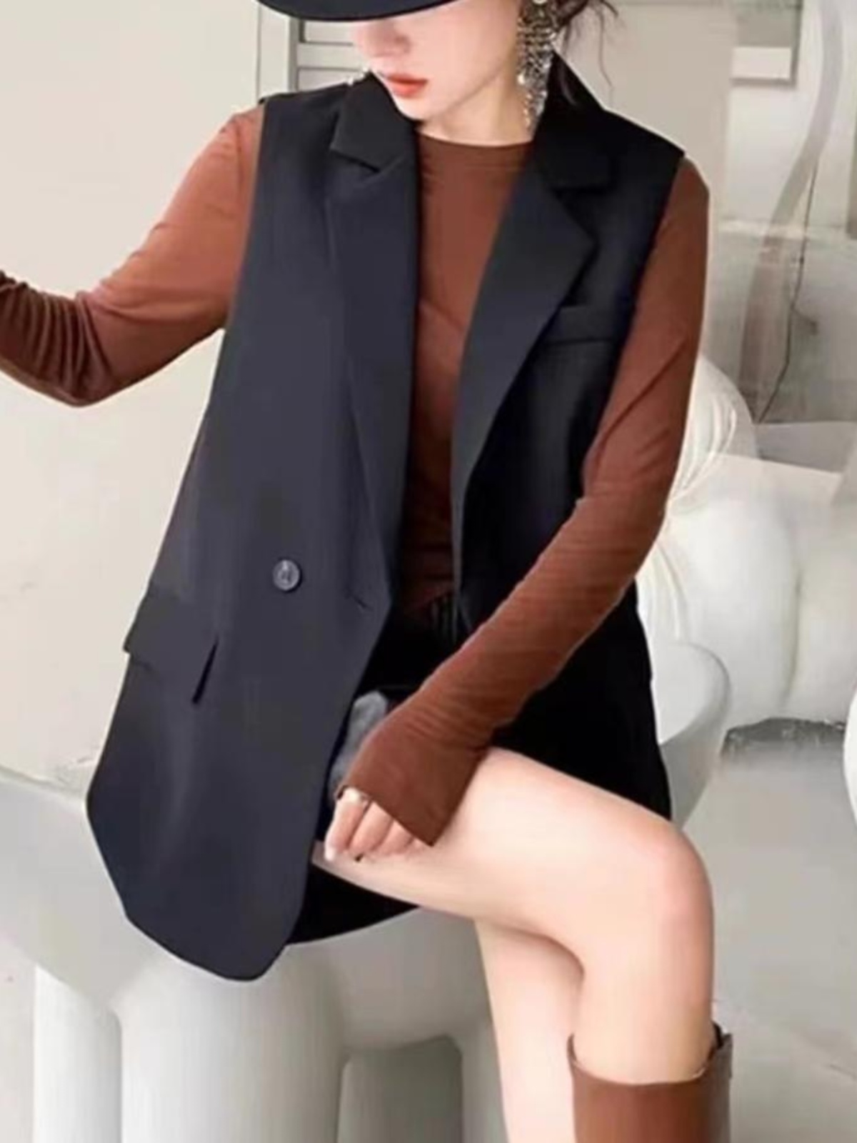 ベスト バックスタイルが美しい洗練ジレ