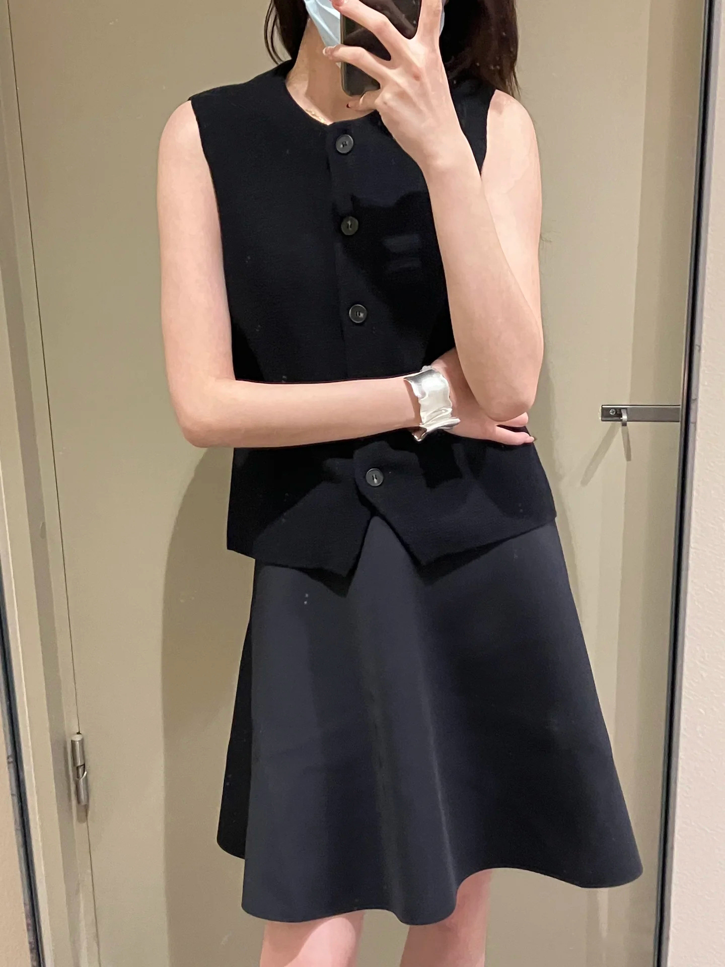 ベスト 上質感ノースリーブベスト