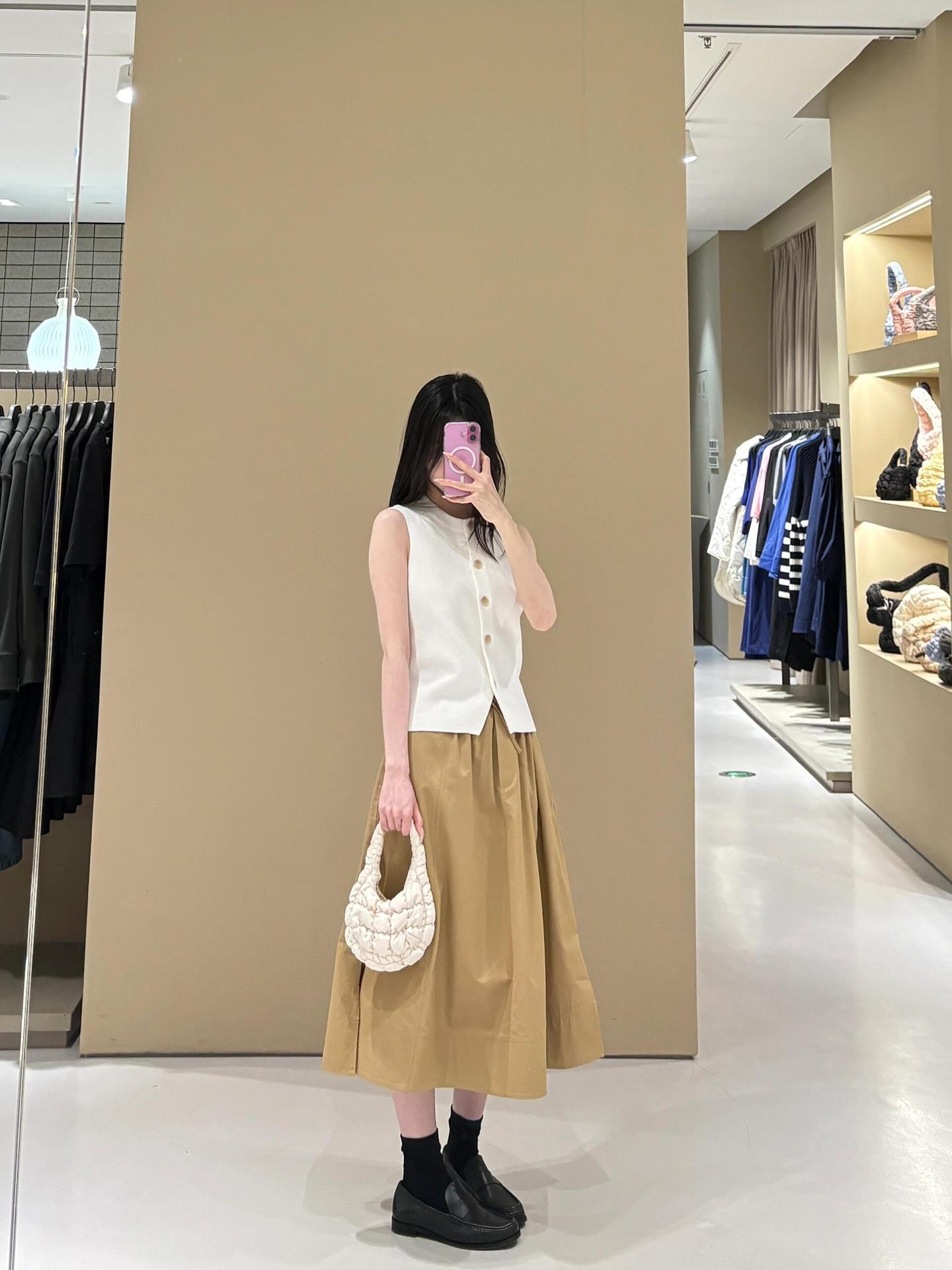 ベスト 上質感ノースリーブベスト