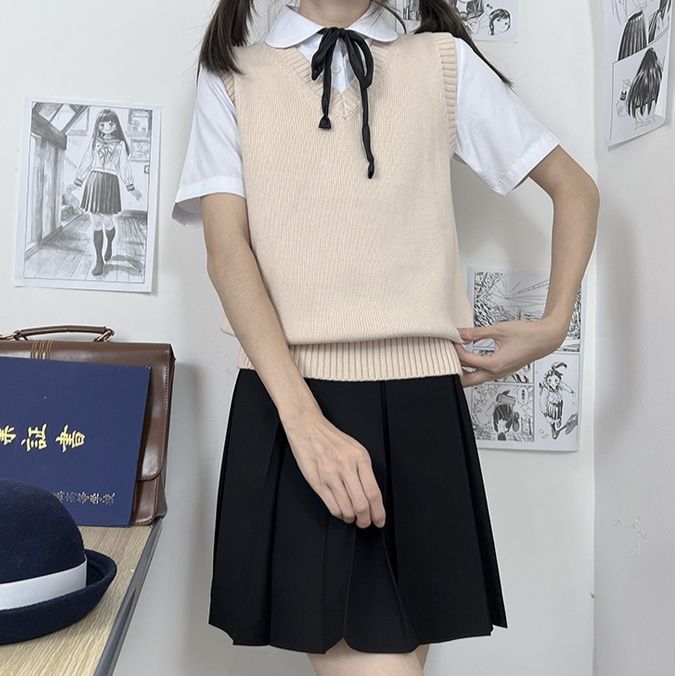 ニットベスト やわらか仕立ての　かわいいスクールニットベスト