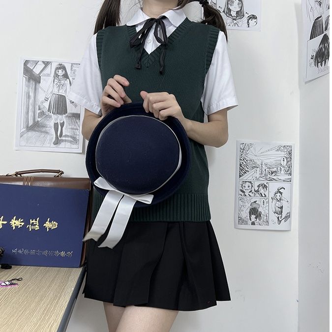 ニットベスト やわらか仕立ての　かわいいスクールニットベスト