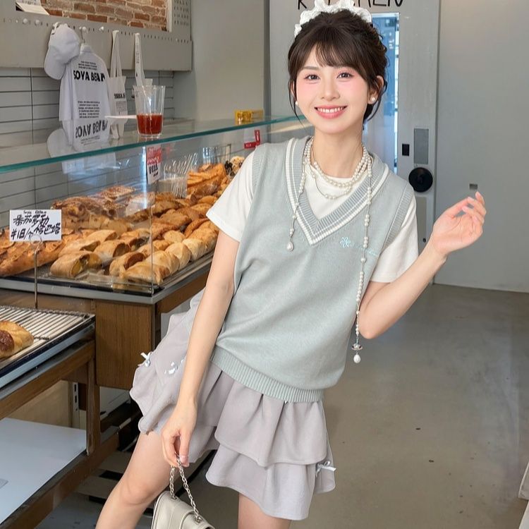 ニットベスト シンプル深Vネックベスト