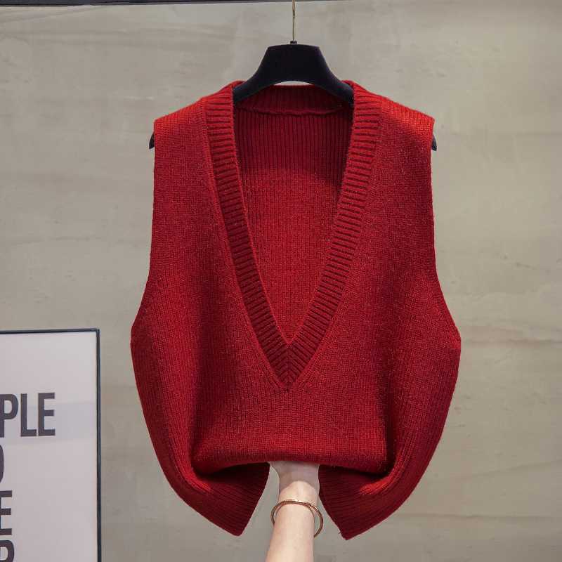 ニットベスト 深みのある豪華な深Ｖネックベスト