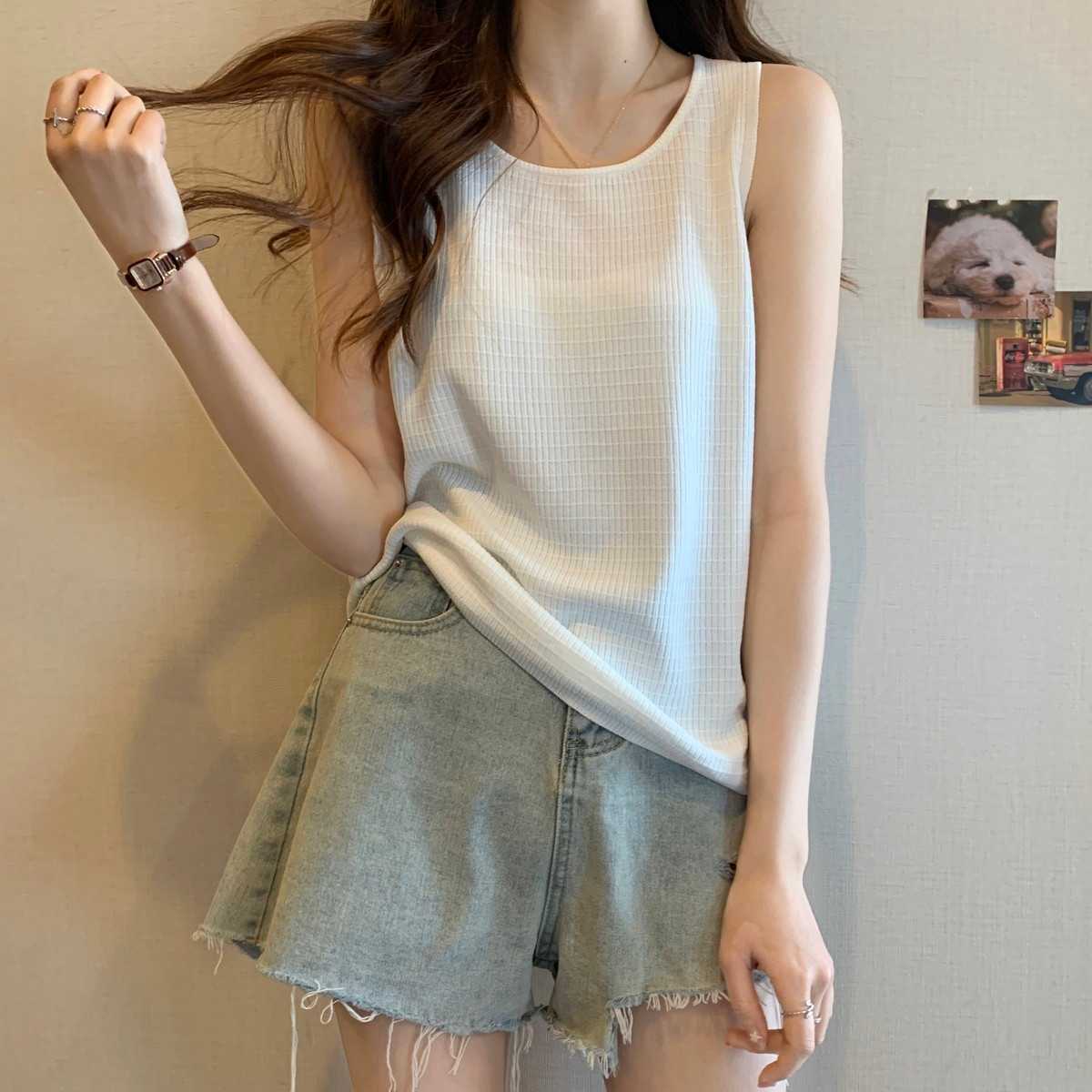 ニットベスト すっきり着こなせる上質リブニットベスト