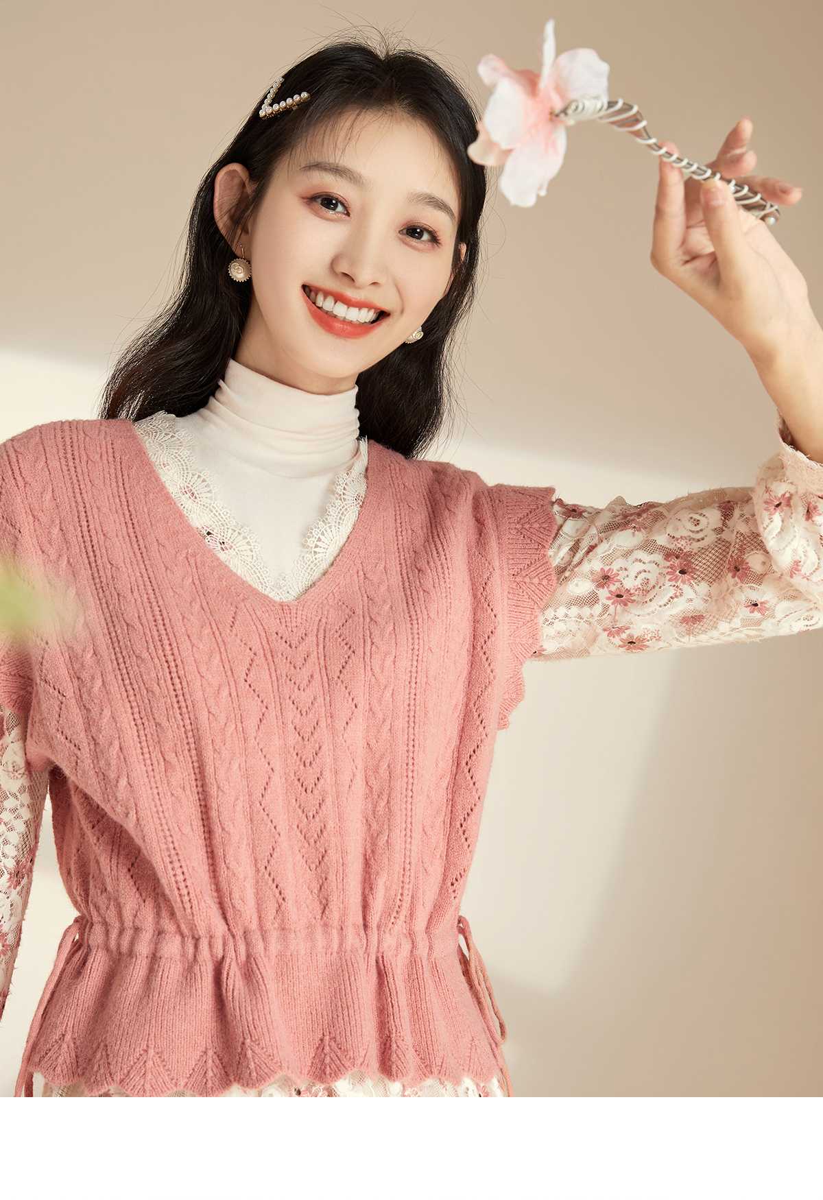 ニットベスト 花レース切替えウエスト絞りベスト