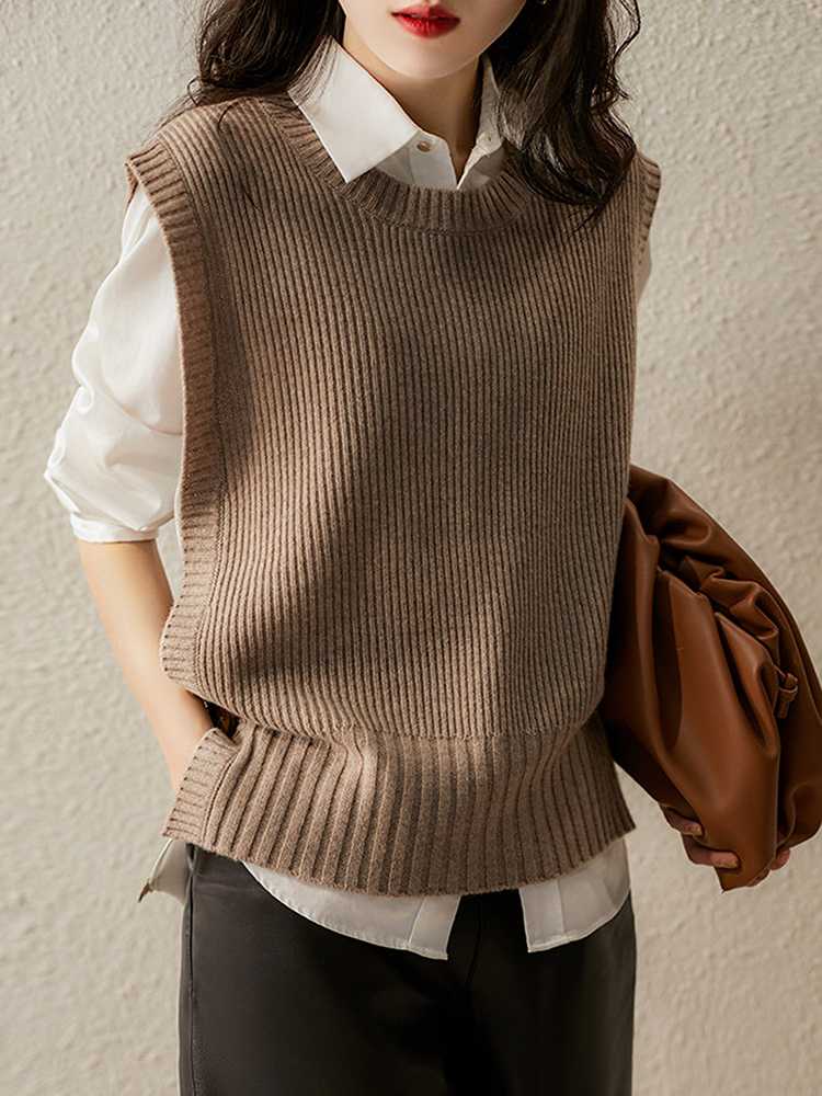 ニットベスト 縦リブ編み地ベスト