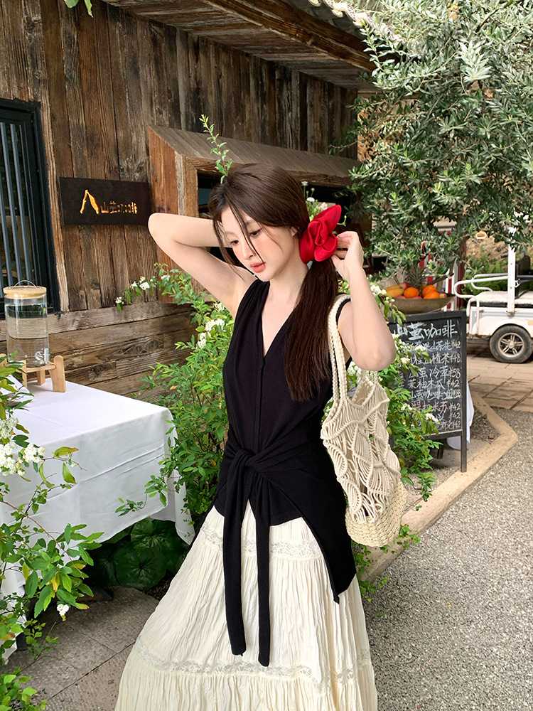 ニットベスト 優美なリボンベスト