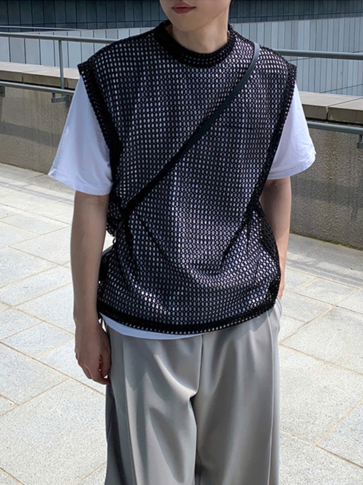 ニットベスト メッシュデザイン透かし編みニットベスト