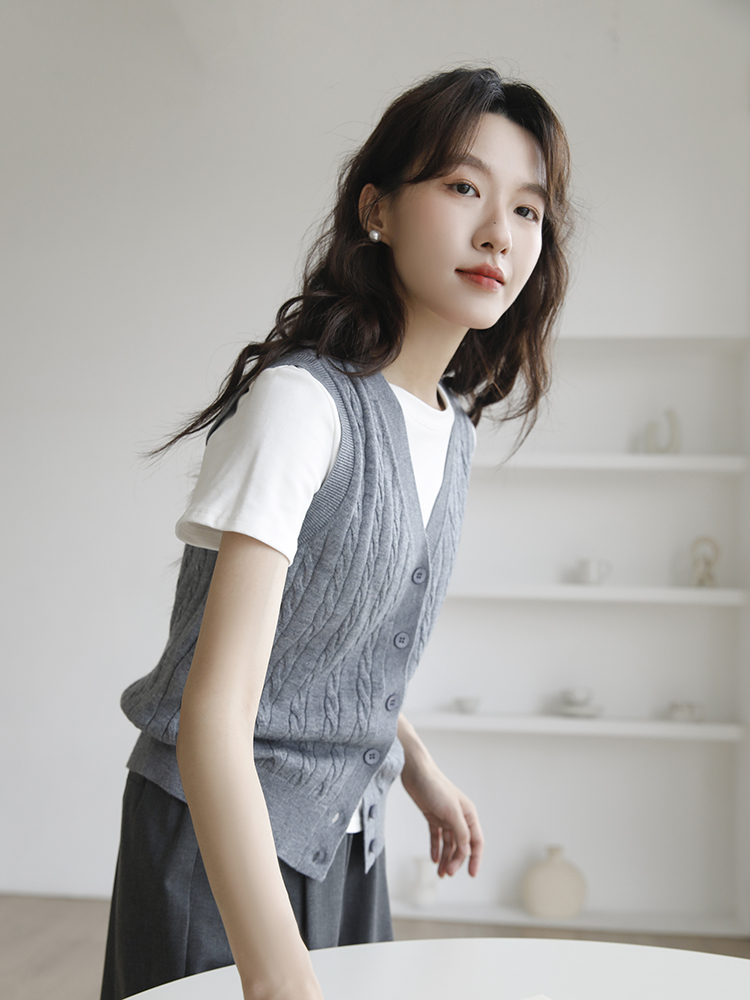 https://fulmo-img-server.com/bestnito/6279c1fd-7f9b-4c20-a2f1-6e21fe52b5b3.jpg