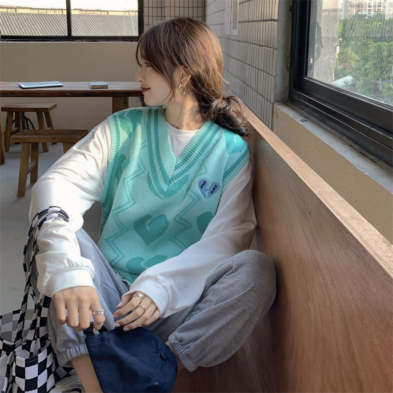 ピンクハート柄ブイネックニットベスト白シャツ付きセット