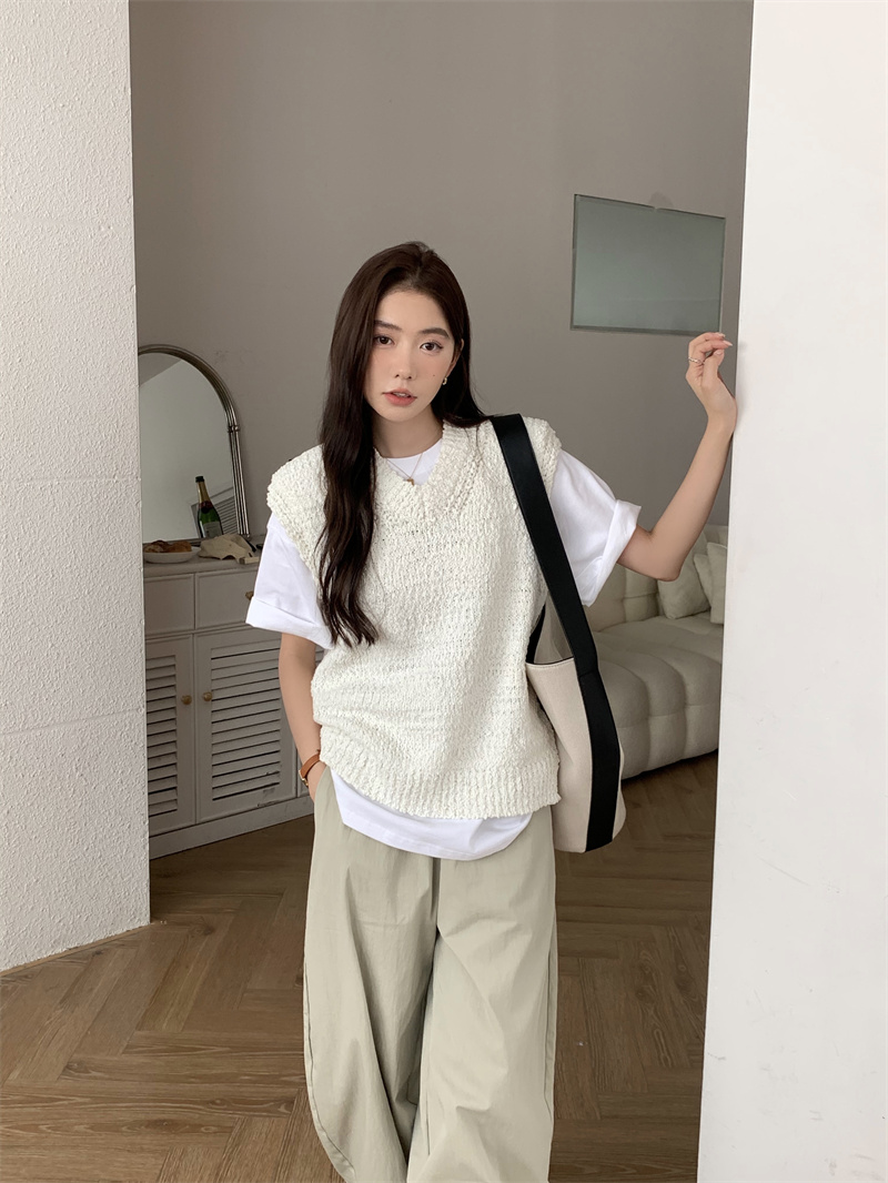 ニットベスト 黒色学院風深首無袖編織背心