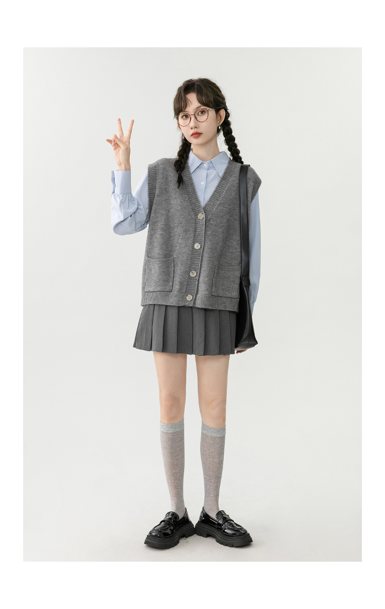 ニットベスト 学院風ボタン付きポケット袖なしカーディガン