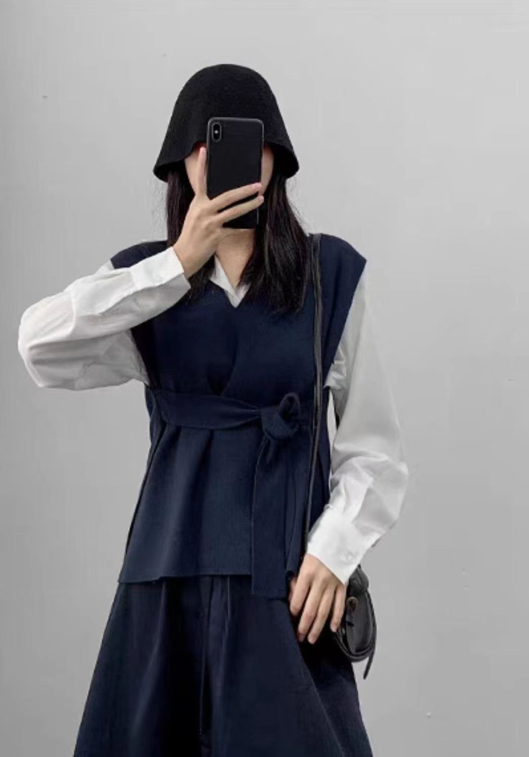グレー ニットベスト 重ね着風 体型カバー セーター